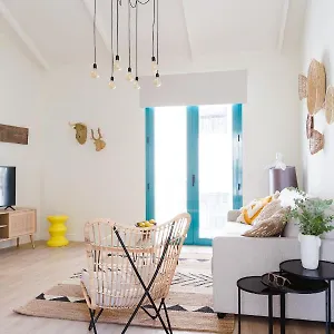 atenea-malaga-apartments.es-andalucia.com/