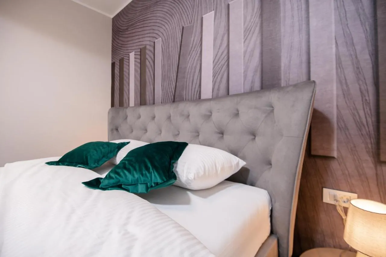 Deluxe apartments&rooms Revis Rijeka 0*,